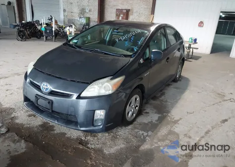 2010 Toyota Prius Iii z USA, uszkodzony, nr VIN JTDKN3DUXA0065514